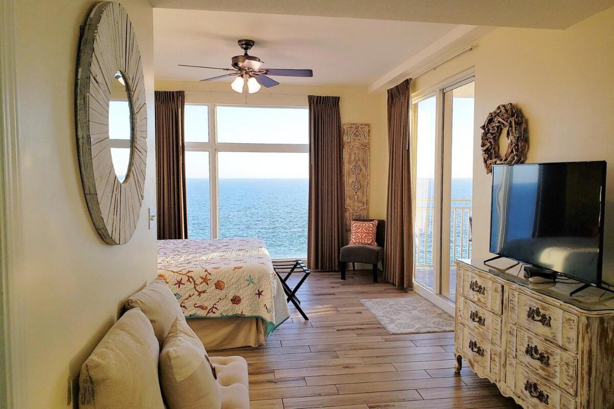 Apartment 3br 3ba Corner-unit With 2 Ocean Front Master *