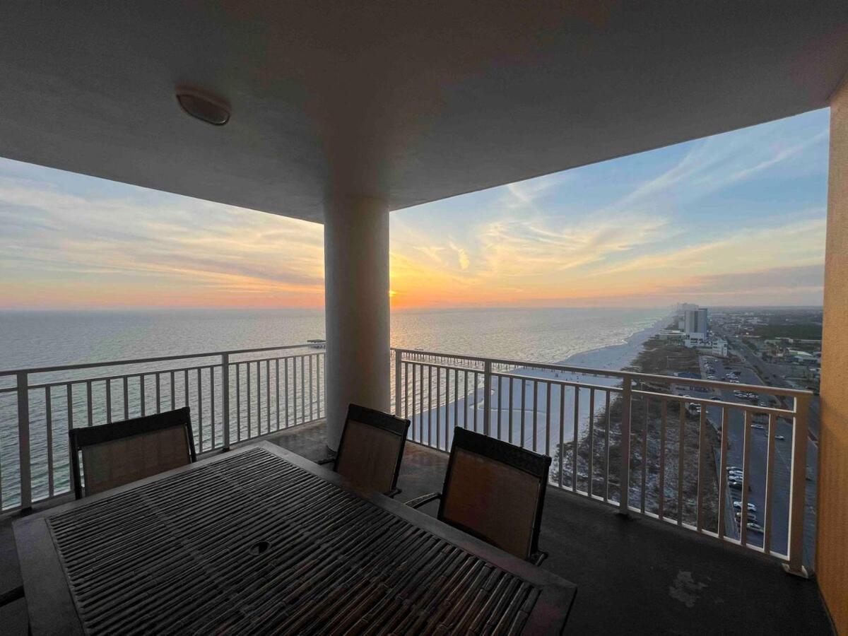3br 3ba Corner-unit With 2 Ocean Front Master