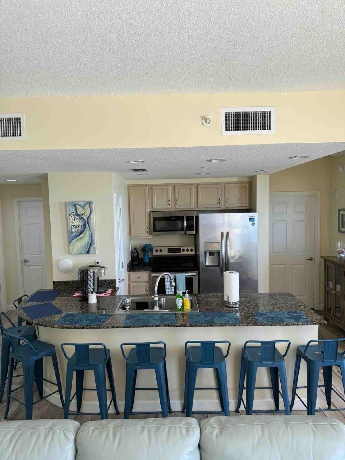 3br 3ba Corner-unit With 2 Ocean Front Master