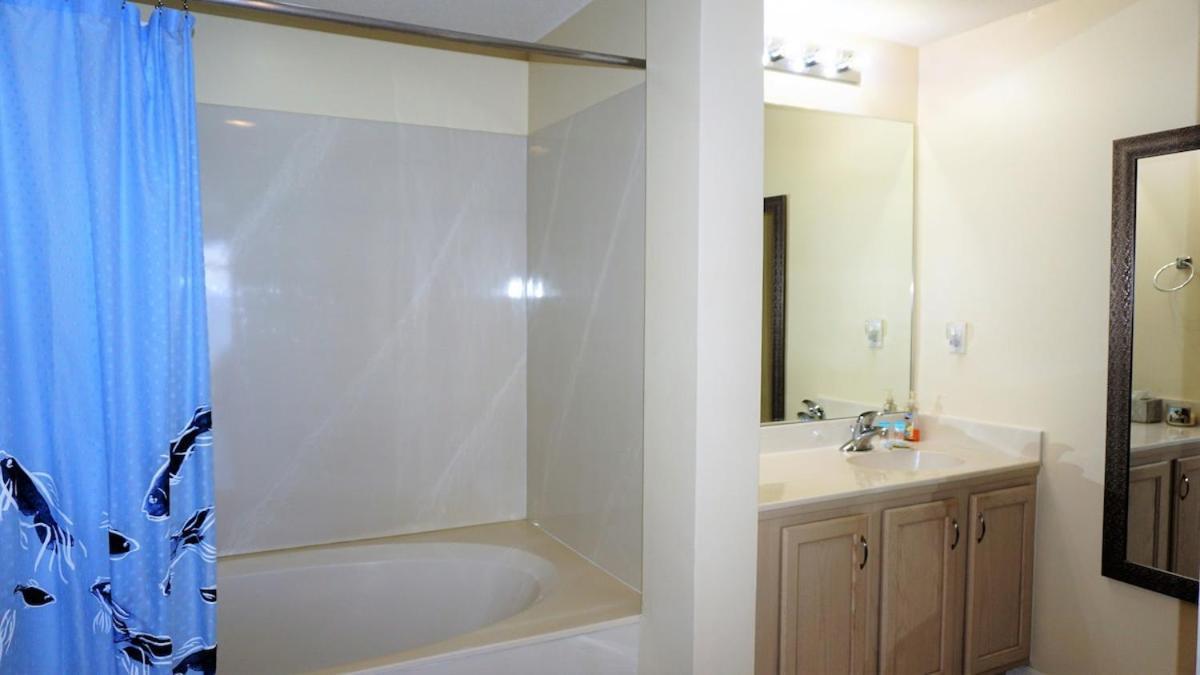 3br 3ba Corner-unit With 2 Ocean Front Master Apartment