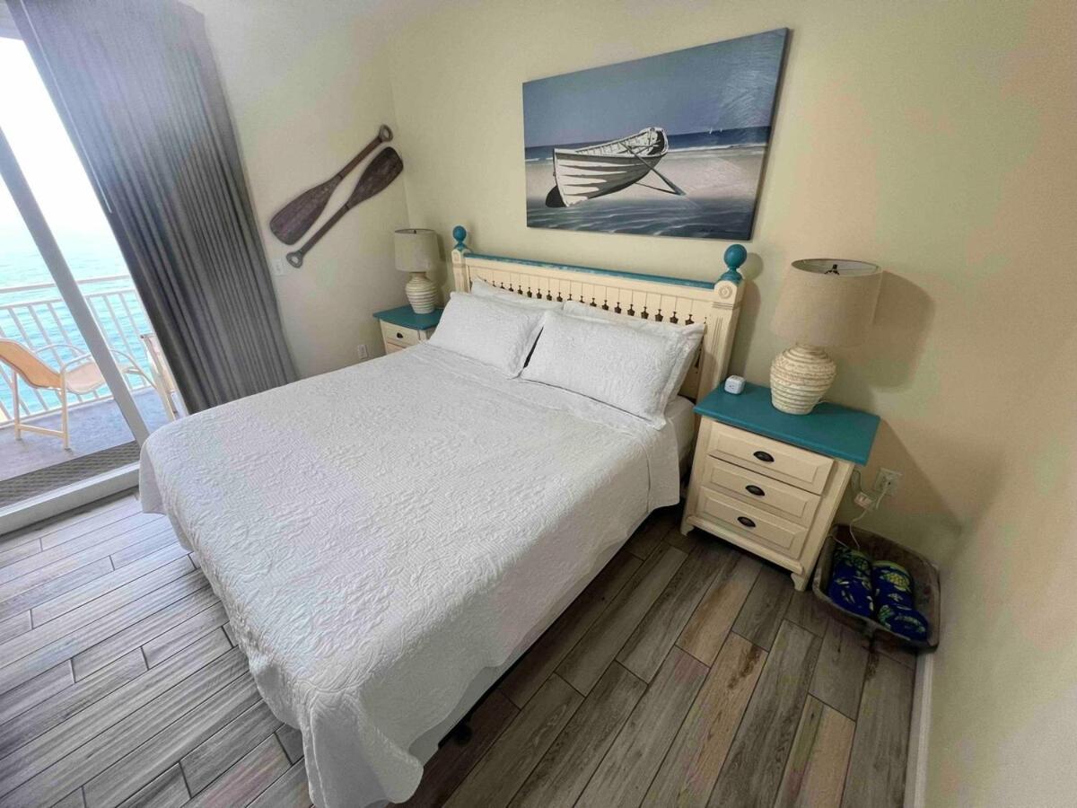 Apartment 3br 3ba Corner-unit With 2 Ocean Front Master *