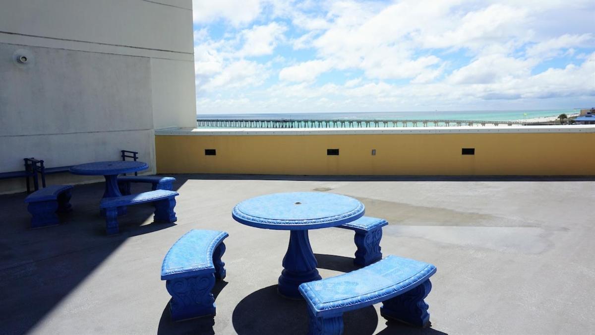3br 3ba Corner-unit With 2 Ocean Front Master *