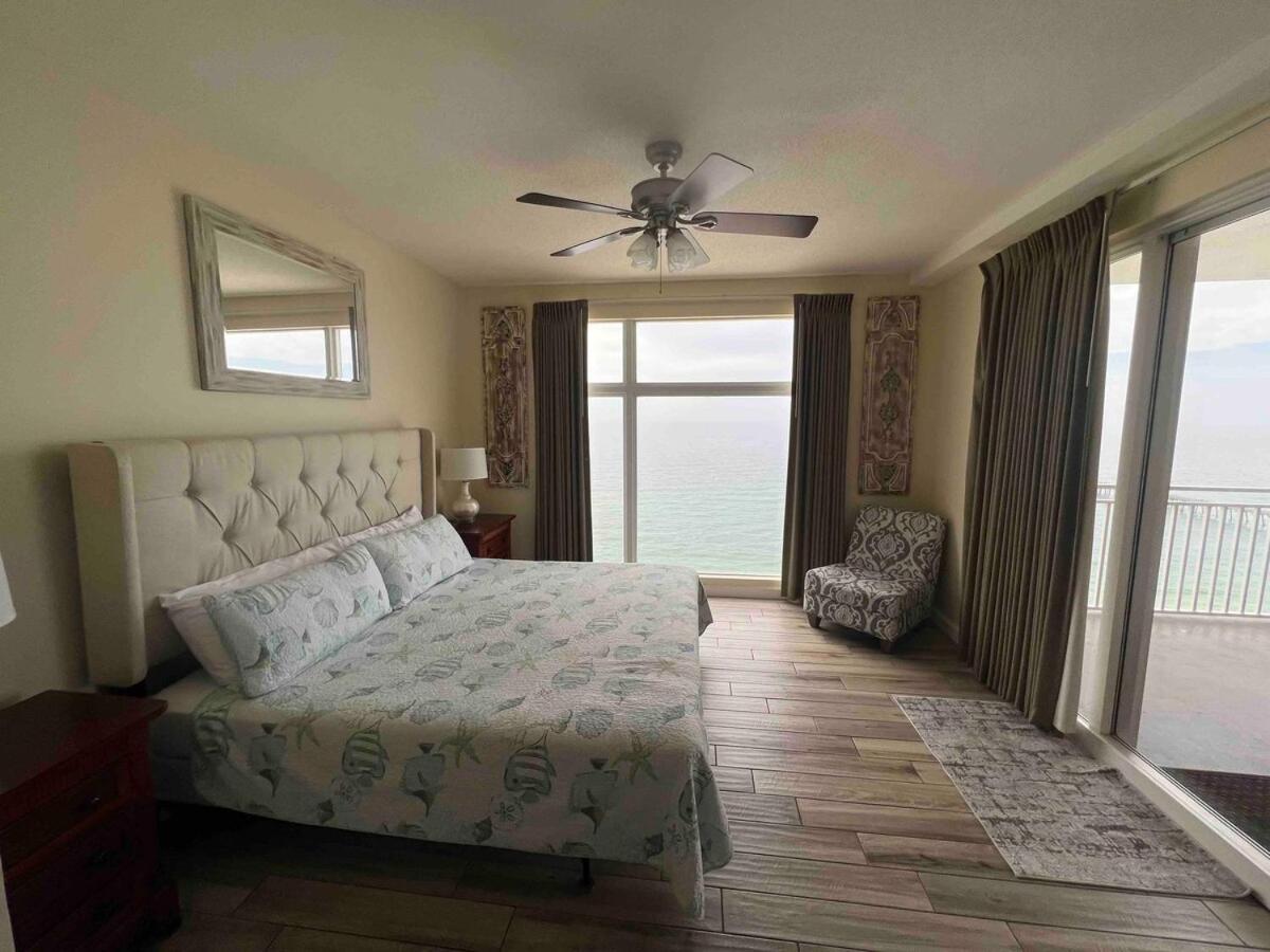 3br 3ba Corner-unit With 2 Ocean Front Master Apartment *