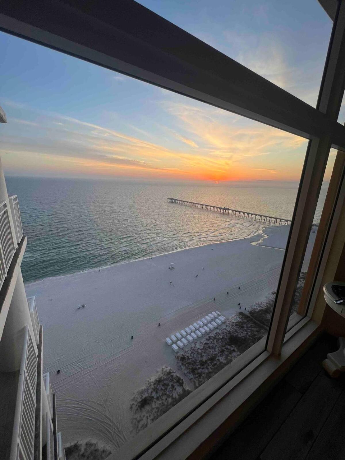 3br 3ba Corner-unit With 2 Ocean Front Master *
